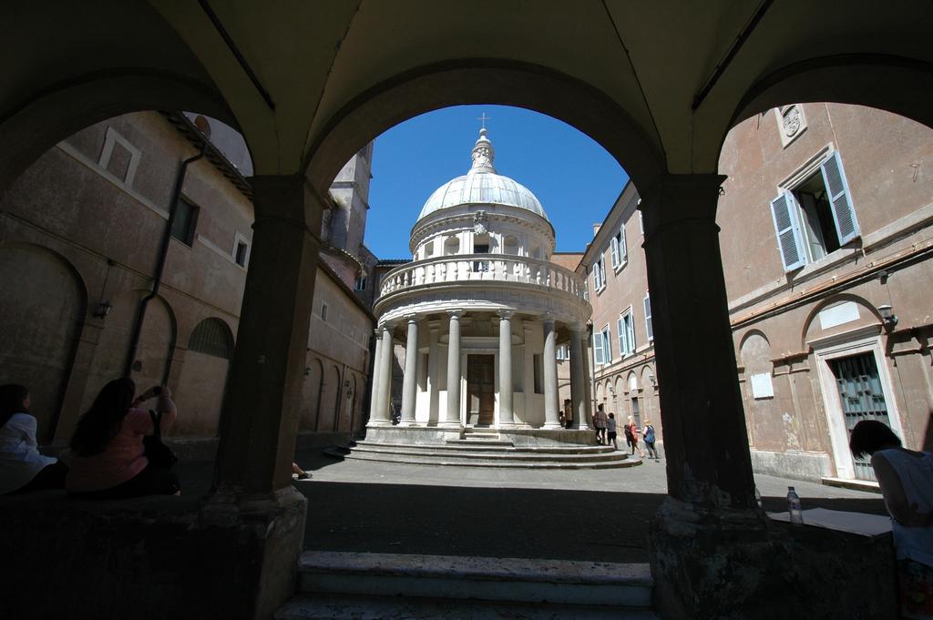 Historical Center Rome Navona Ac 2 Rooms Holy Door Vatican 5 Minutes On Walk Exterior photo